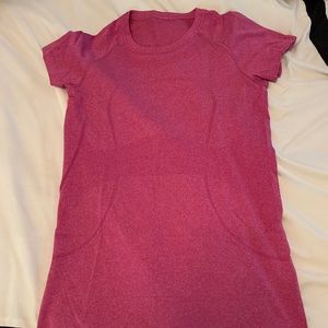 Lululemon short sleeved swiftly